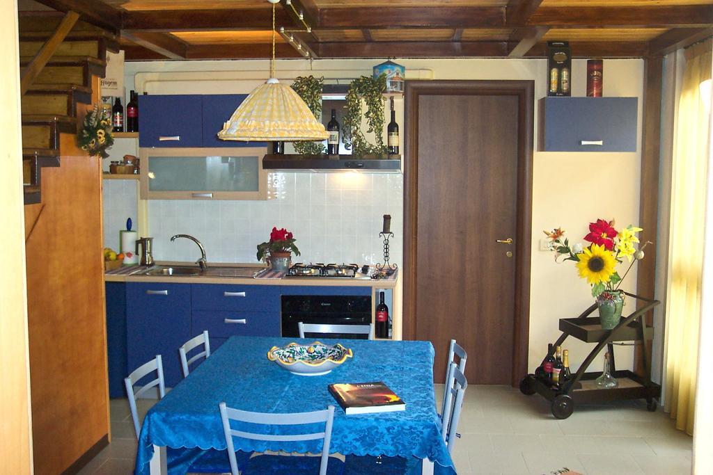 Ferienwohnung Casa Etna-Mare Santa Venerina Zimmer foto
