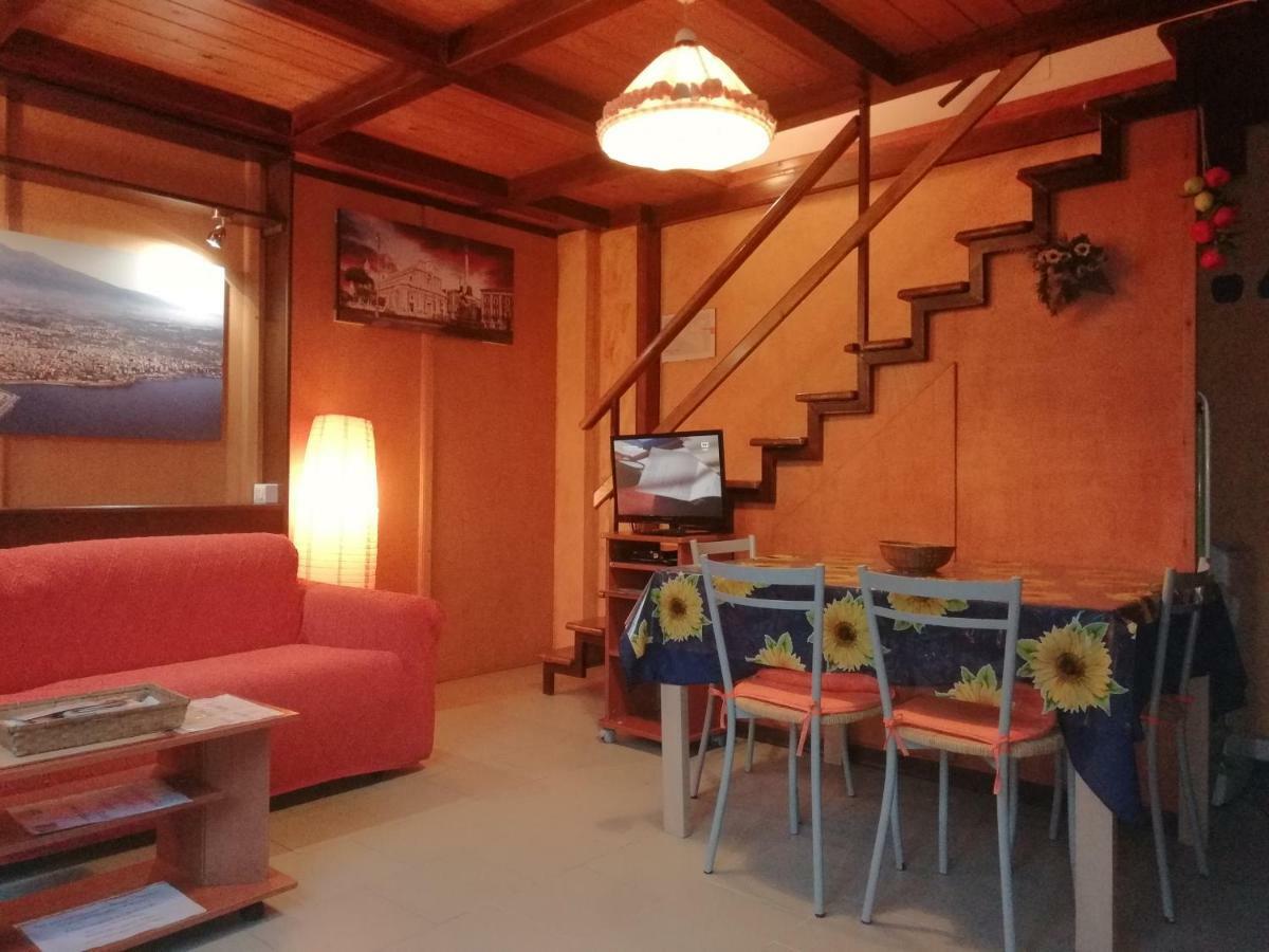 Ferienwohnung Casa Etna-Mare Santa Venerina Exterior foto